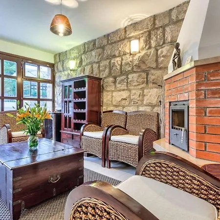 Stunning With Private Pool In *